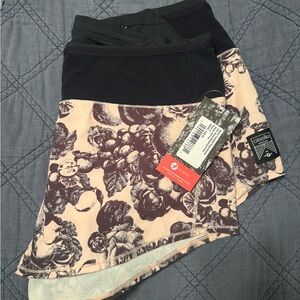 Oiselle Run Mid Rise Roga Shorts